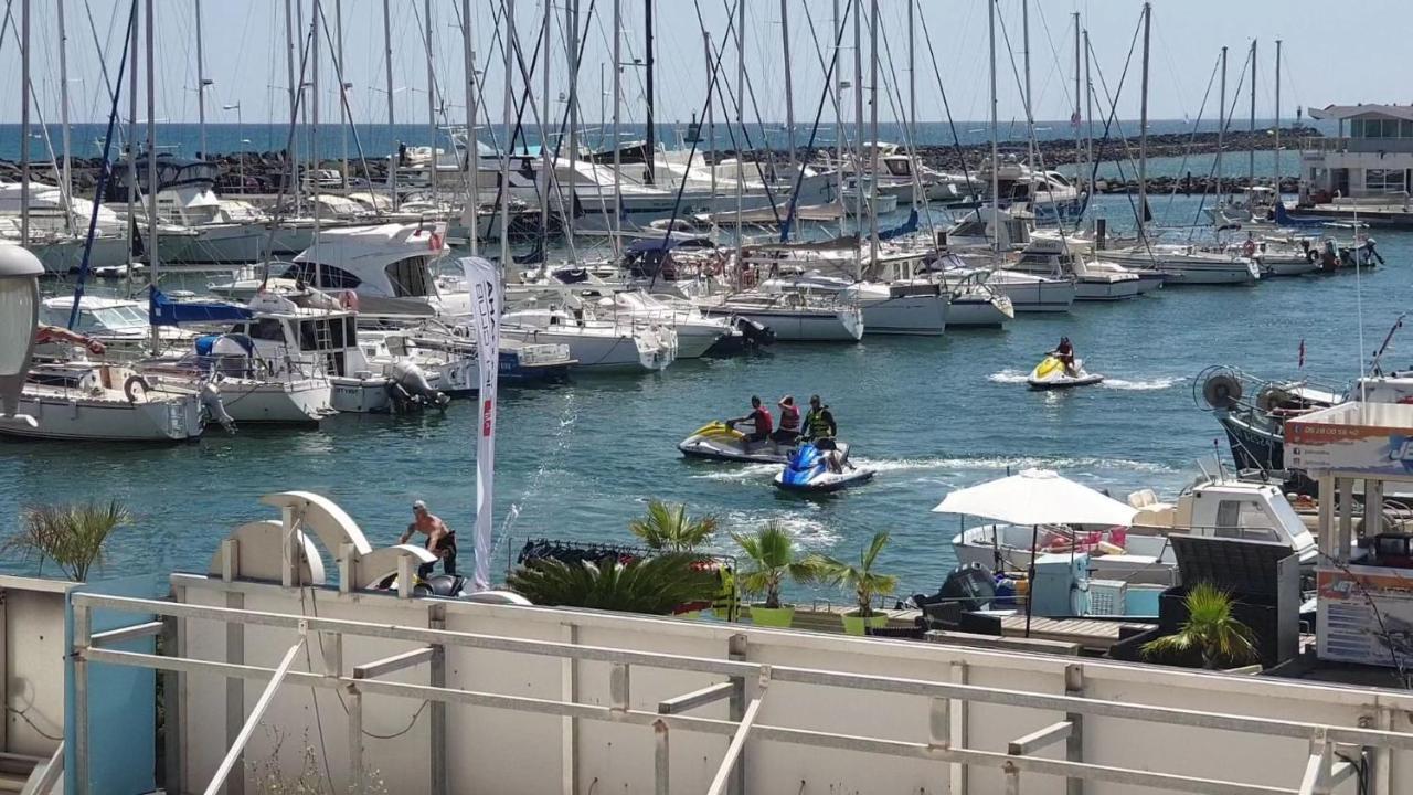 Residence De Standing La Pecherie Spacieux T3 Comme Un Cocon Familial Vue Mer Et Sur L'Avant Port Sur Le Bout Du Bout De Cap D'Agde Seule Cap En Occitanie Exterior foto