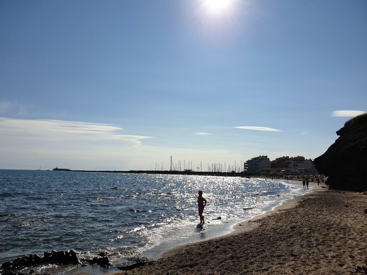 Residence De Standing La Pecherie Spacieux T3 Comme Un Cocon Familial Vue Mer Et Sur L'Avant Port Sur Le Bout Du Bout De Cap D'Agde Seule Cap En Occitanie Exterior foto